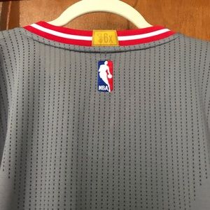 bulls sleeved jersey